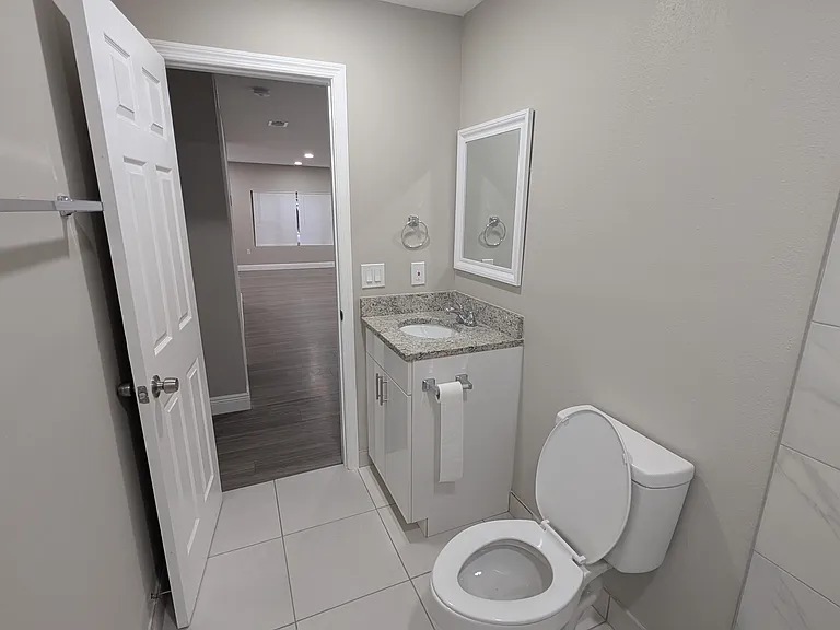 3416 Phillips St — Photo 5