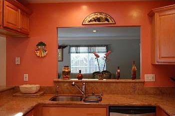 4th image of 1136 Silverlake Dr