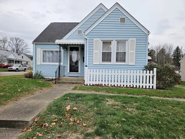 1519 Kenilworth Ave, Coshocton, OH 43812