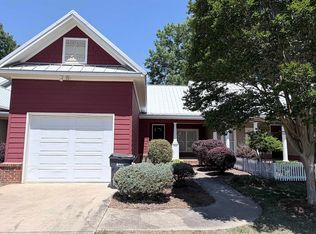 104 Washington Place Dr, Perry, GA 31069