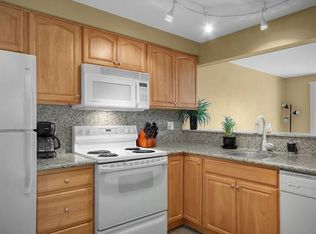 5910 Seahurst Ave APT A, Everett, WA 98203