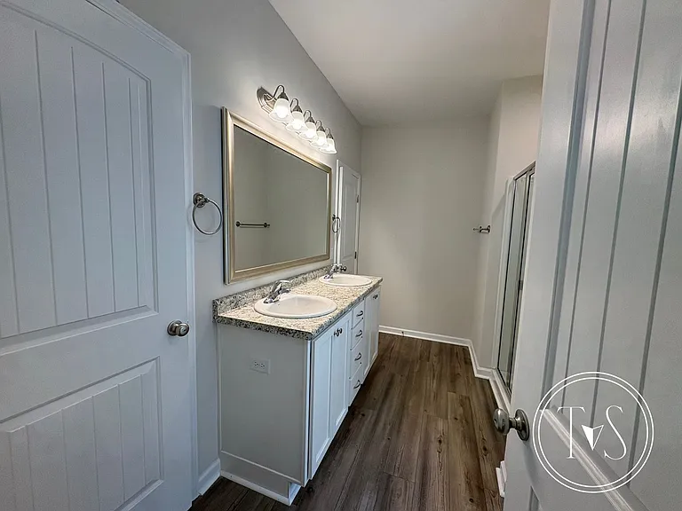 1110 Marne Blvd — Photo 2