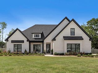 207 Windemere Ln, Dothan, AL 36303