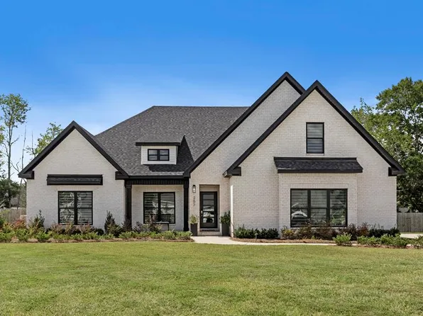 207 Windemere Ln, Dothan, AL 36303