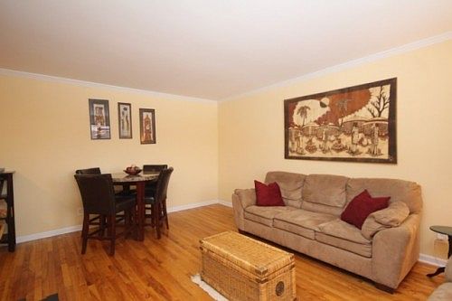 5th image of 154 Martling Ave APT P3