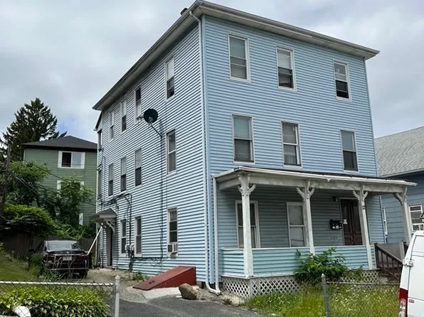 12 Whitney St, Worcester, MA 01610
