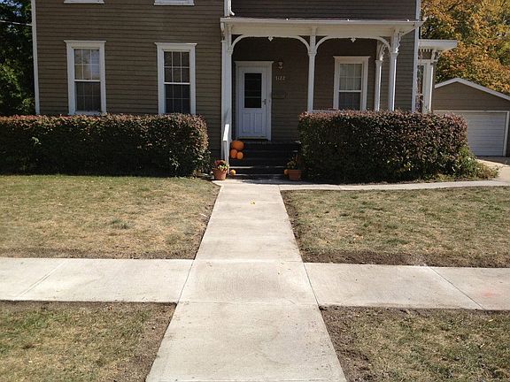 New sidewalk/walkway