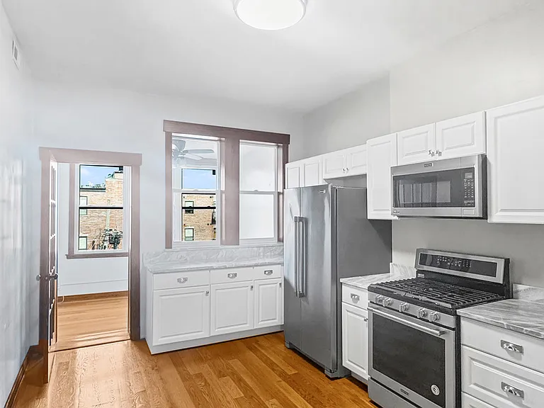 3256 S Princeton Ave #3 — Photo 17