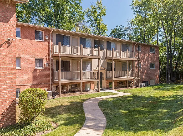 Layton Hall Apartments — Photo 19