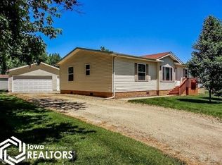 206 E Minerva St, Albion, IA 50005
