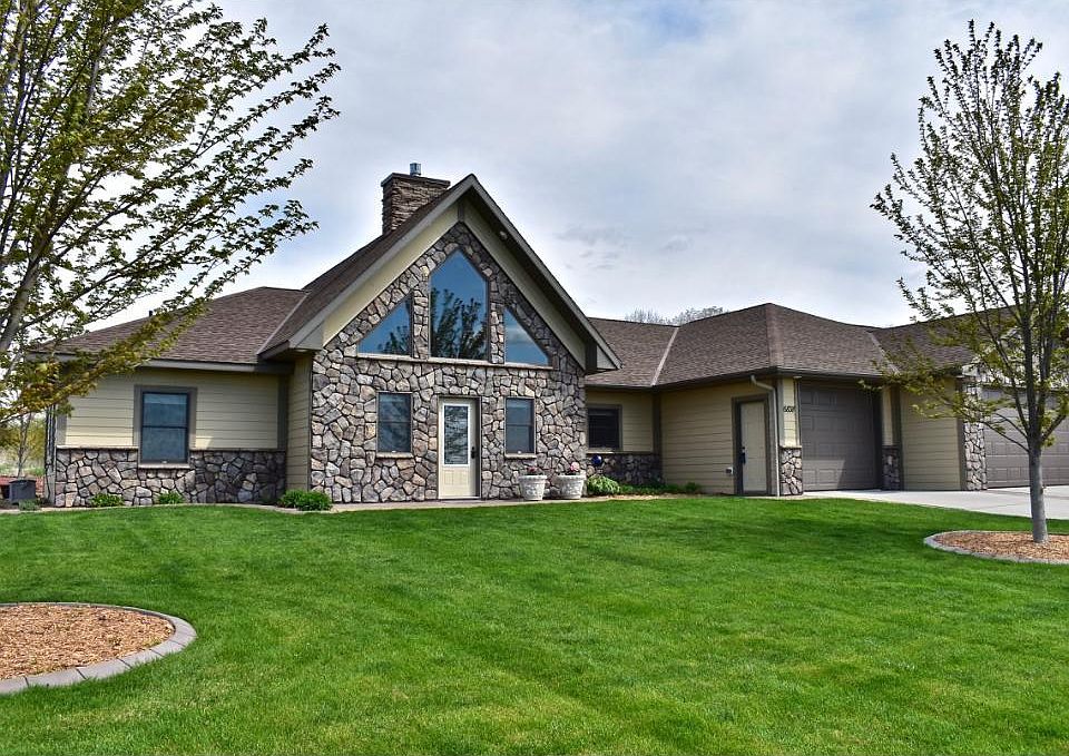 1st image of 6838 Chloe Way NE