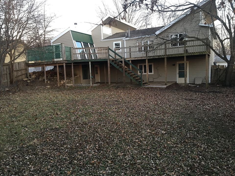 2nd image of 2717 Lockridge Dr