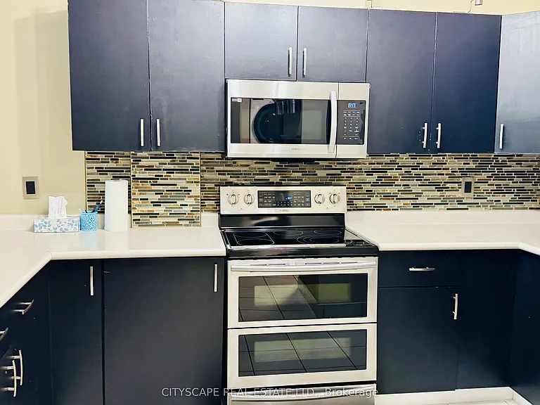 540 Ouellette Ave #5F — Photo 11