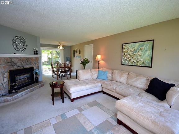 2nd image of 1206 SE Chapman Ave