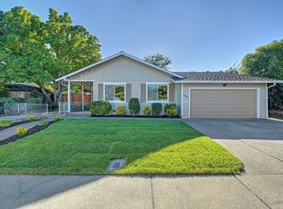 440 Edgewood Dr, Vacaville, CA 95688