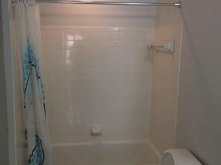 9614 Hingston Downs — Photo 29