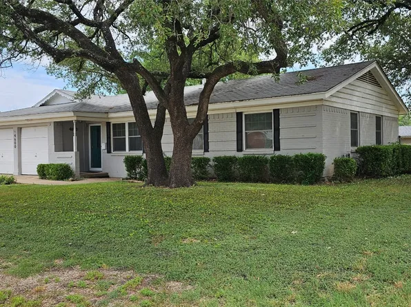 4600 Everest Dr, Fort Worth, TX 76132