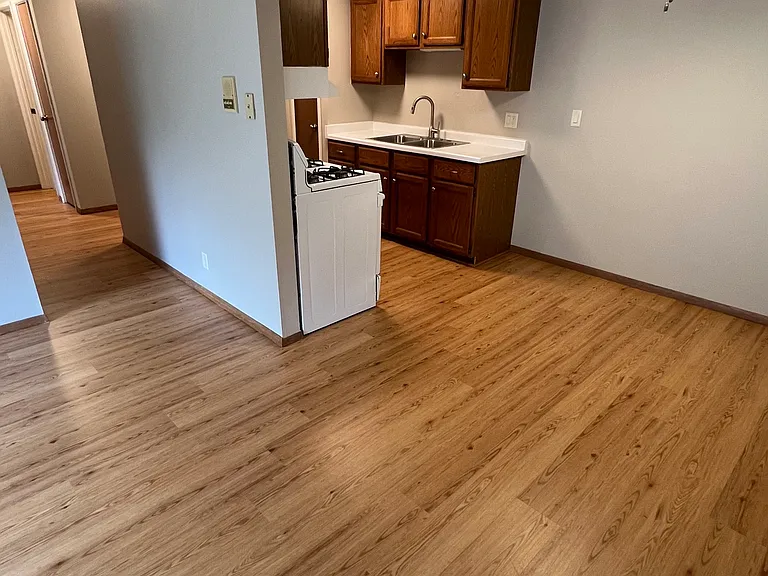 1625 Elmwood Ave #8 — Photo 11