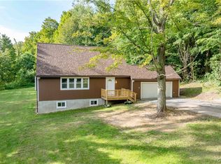 141 Engles Rd, Oswego, NY