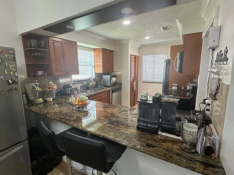 3801 Inlet Cir — Photo 25