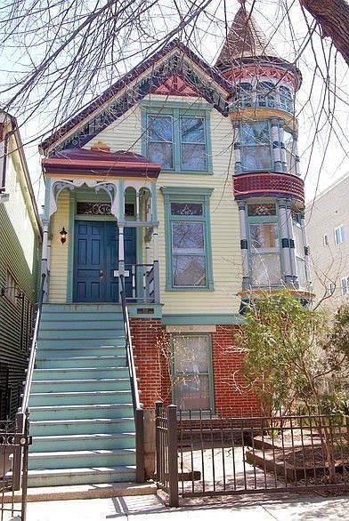 1st image of 2643 N Wilton Ave