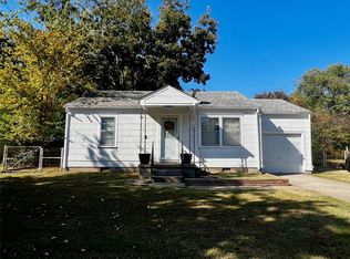 329 NW Cheyenne Pl W, Bartlesville, OK 74003