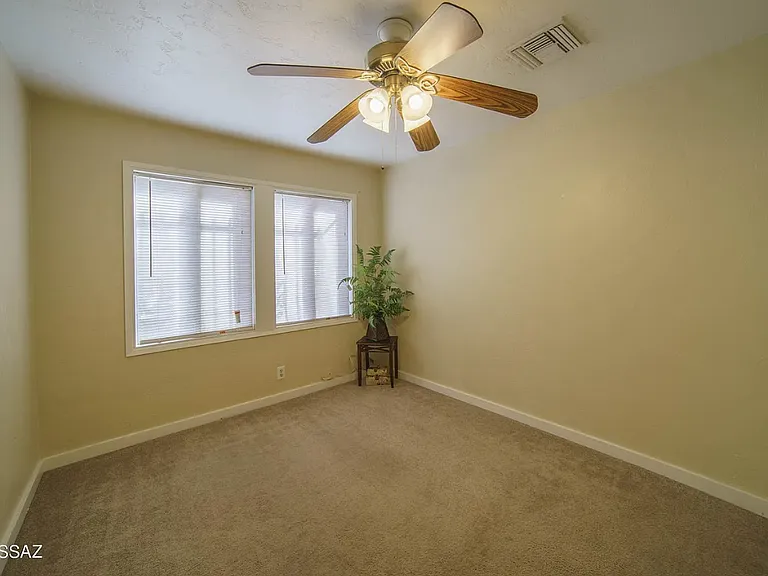 3438 E Lee St — Photo 21