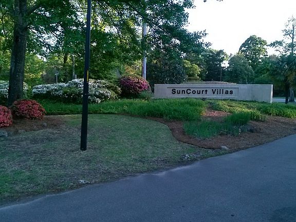 Sun Court Villas Entrance