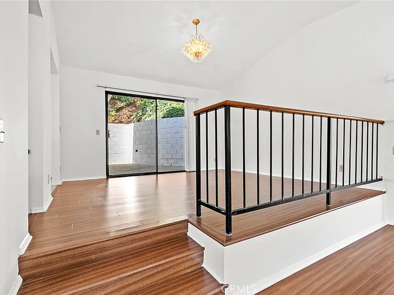 1321 Greenbriar Rd — Photo 7