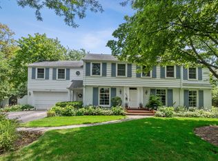 855 Boal Pkwy, Winnetka, IL 60093