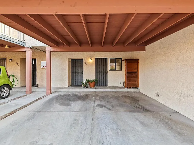 Carport