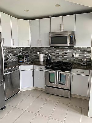 3rd image of 35-16 Astoria Blvd S #6B