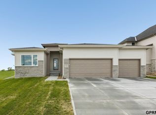 11016 S 222nd St, Gretna, NE 68028