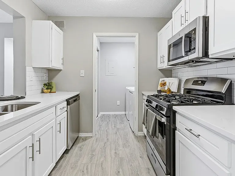 Elliot Gwinnett Place — Photo 22