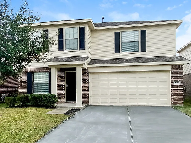15322 Key Crest Ln — Photo 1