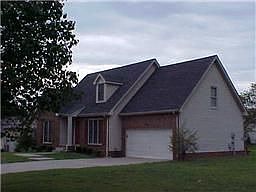 1st image of 401 Cyprus Ct