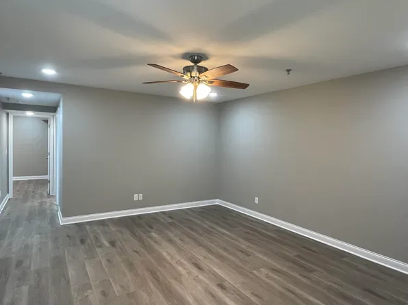900 Mountain Creek Rd APT 212, Chattanooga, TN 37405