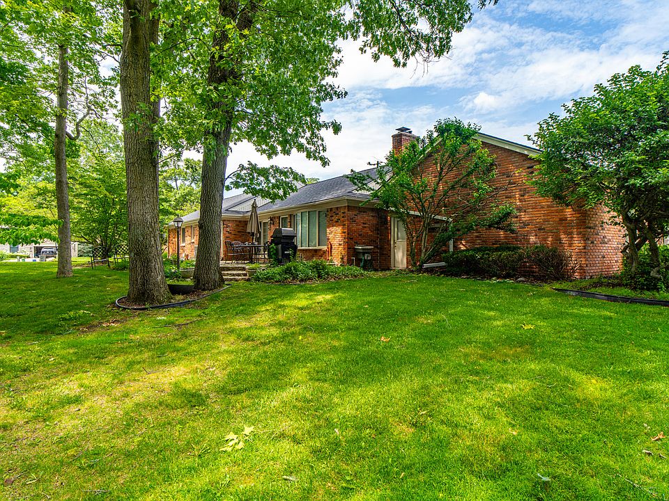 1899 Ledbury Dr, photo 6