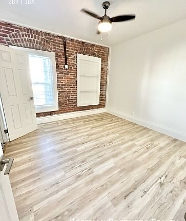 5th image of 752 S Mariposa Ave APT 204