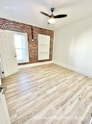 752 S Mariposa Ave #204 — Photo 5