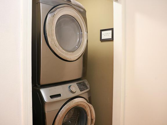 5th image of 1200 Cross Creek Way APT 1