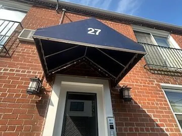 27 Vera St #C, Staten Island, NY 10305