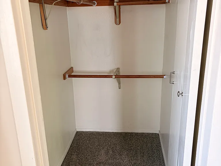 116 Catalina Dr — Photo 5