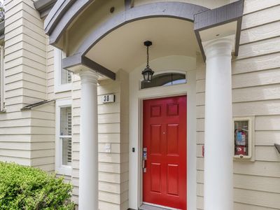 30 Erin Ln, Half Moon Bay, CA, 94019