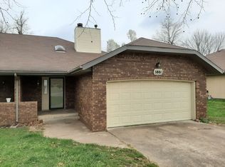 3801 W Sylvania St, Springfield, MO 65807