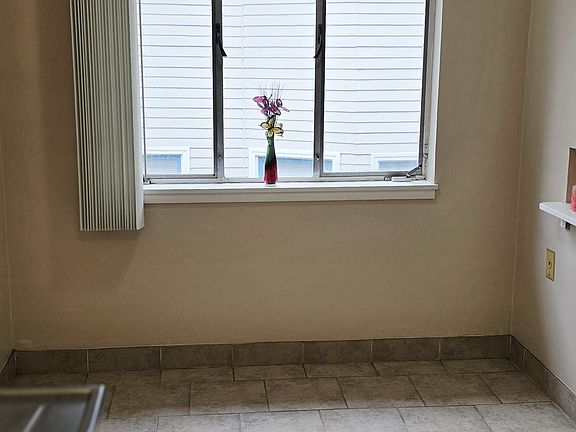 KITCHEN NOOK