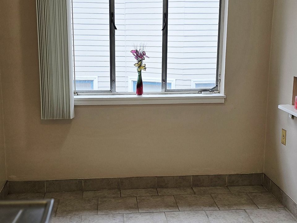 KITCHEN NOOK