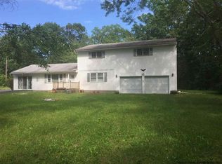 12 Brian A Steeves Cir, Kingston, NY 12401