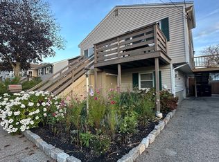 34 Brookline Ave, Hull, MA 02045