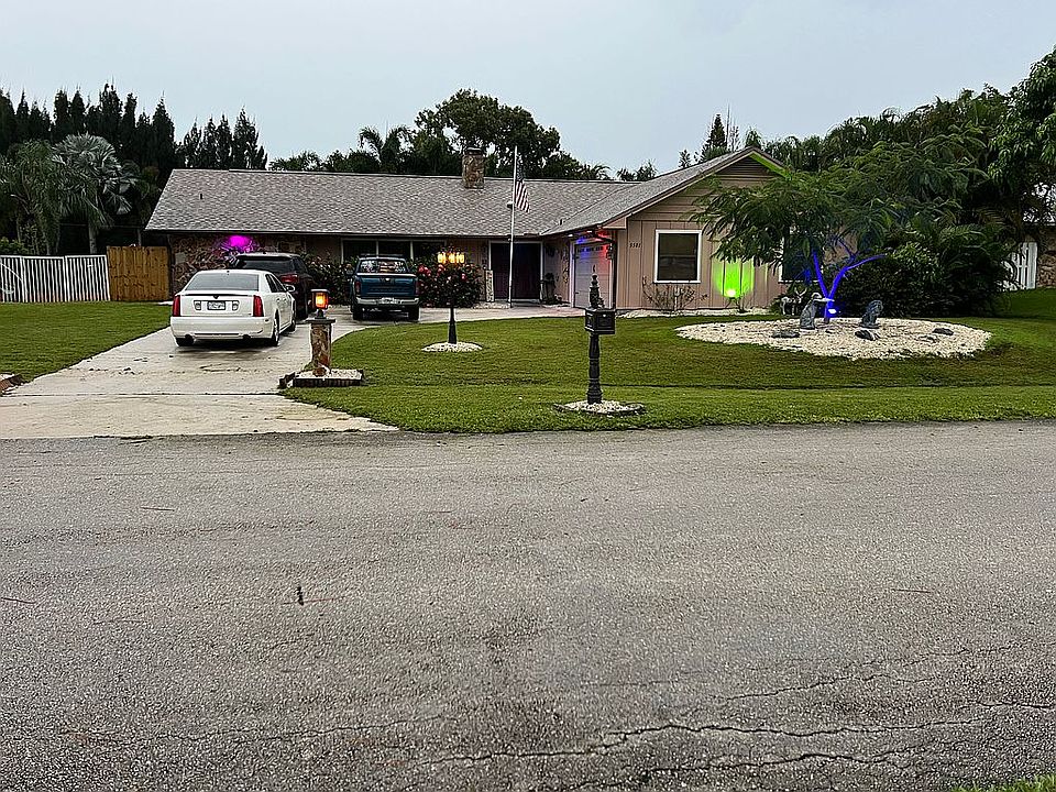 2nd image of 3501 SE Micanopy Ter